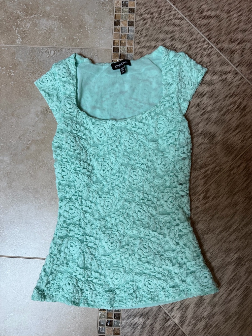 bebe Mint Floral Lace Short Sleeve Scoop Neck Top